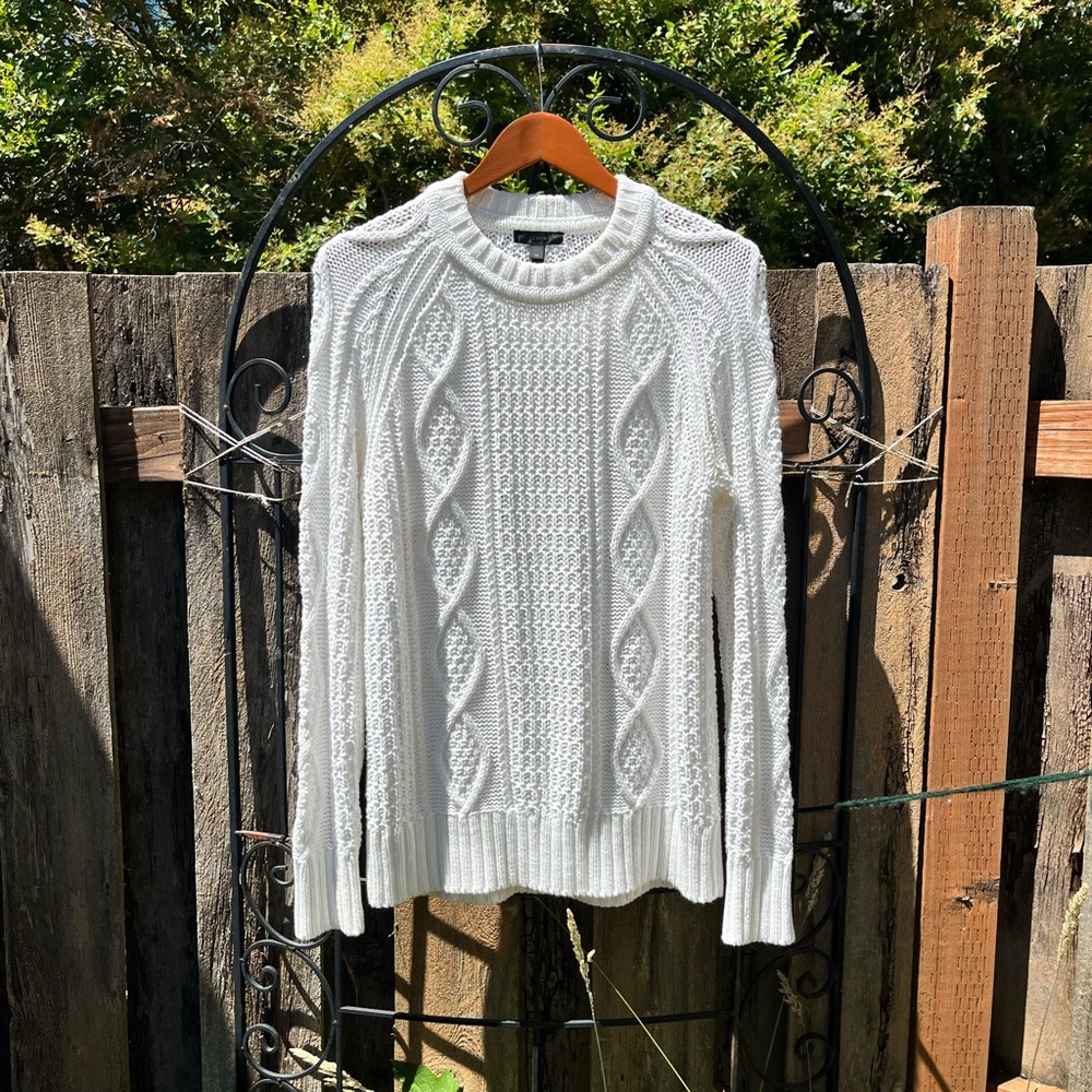 J. Crew Cotten Cable Knit Sweater in White. Size M.